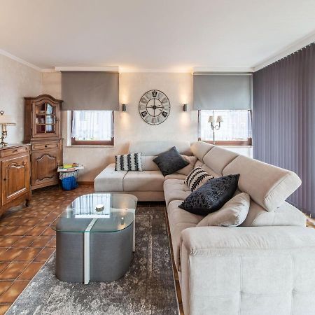 Beautiful Apartment For 7 Adults In Malmedy Exterior foto